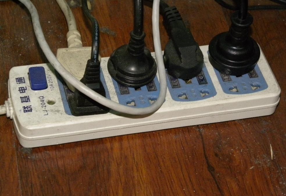 【珠江電纜】隨手拔充電器，真的有必要！